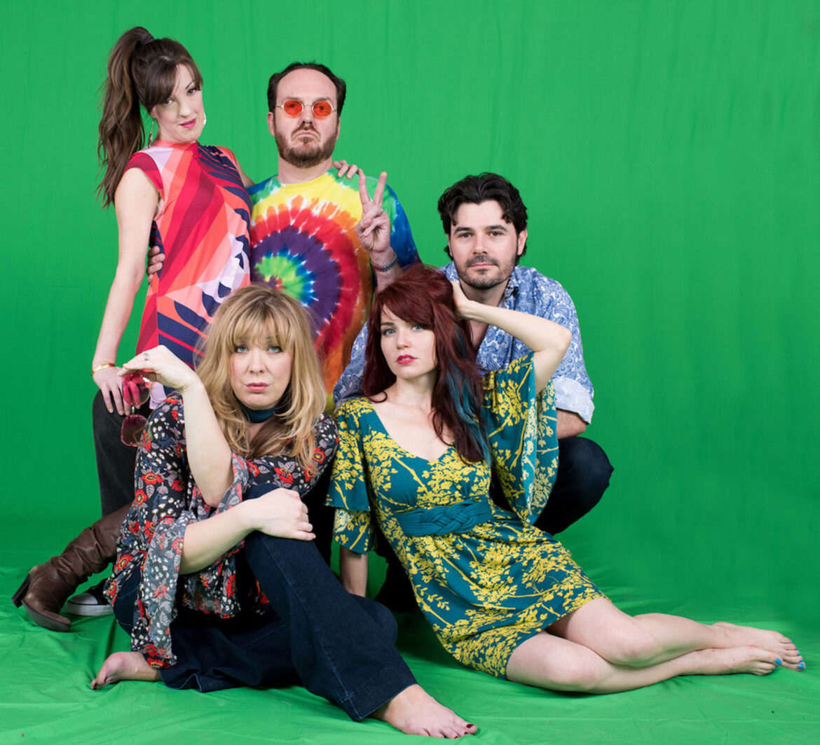 240703FeelingGroovyPhoto