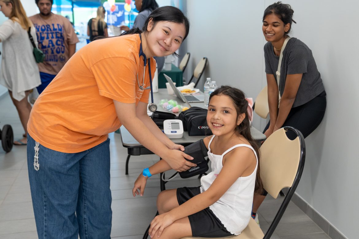 COM – Photo1_CommunityHealthFair